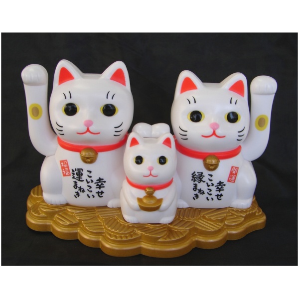 Solar Energy White Money Cat Family