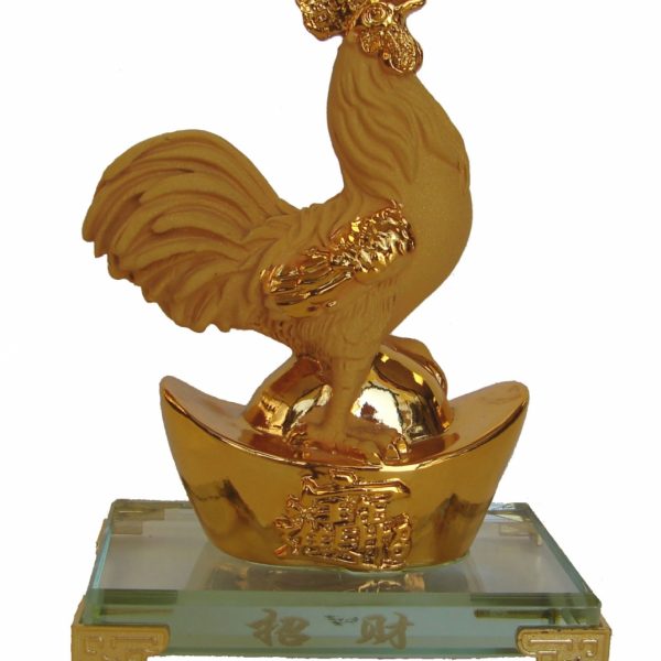 Rubber Finished Golden Rooster Statue with Big Ingot